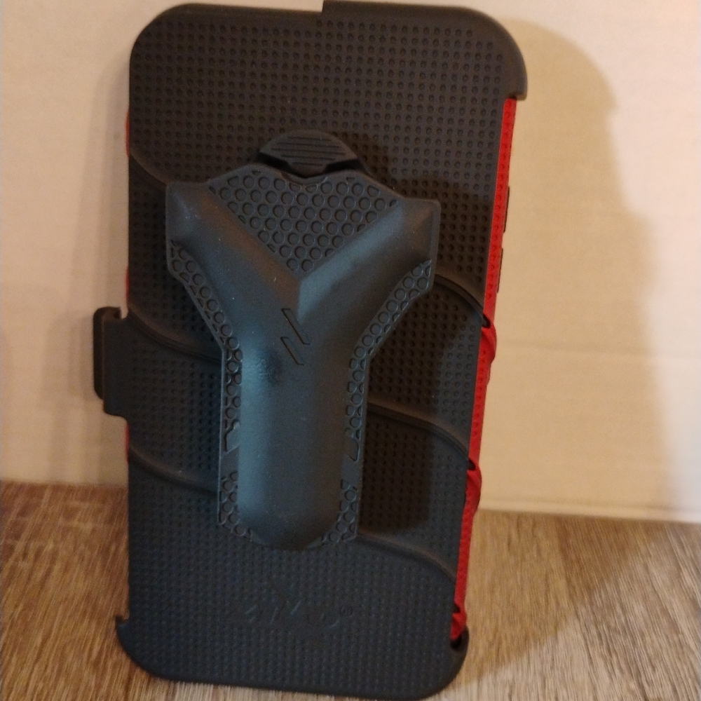 Zizo Bolt Series IPhone XR Case/w kickstand Holster Lanyard - Picture 6 of 13